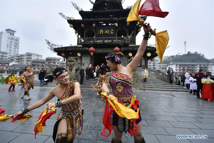 #CHINA-HUBEI-ENSHI-FOLK ART TROUPE (CN)