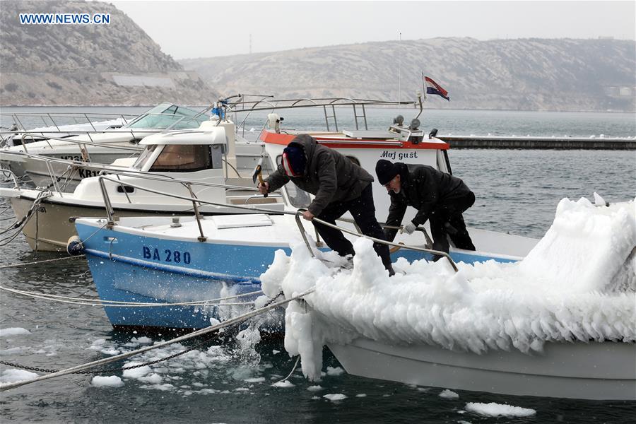 CROATIA-BAKARAC-WEATHER-COLD FRONT