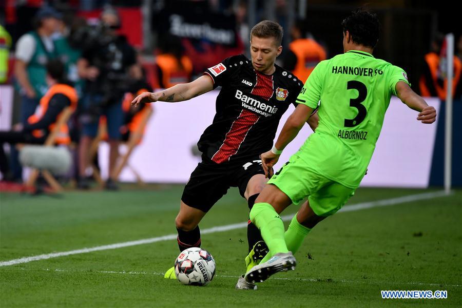 (SP)GERMANY-LEVERKUSEN-SOCCER-BUNDESLIGA-LEVERKUSEN VS HANNOVER 96