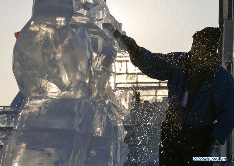 CHINA-HARBIN-ICE SCULPTURE-COMPETITION (CN)