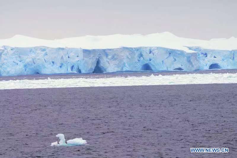 (EyesonSci) CHINA-XUELONG 2-ANTARCTIC RESEARCH EXPEDITION-FLOATING ICE AREA (CN)