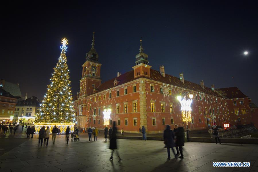 POLAND-WARSAW-CHRISTMAS LIGHTS