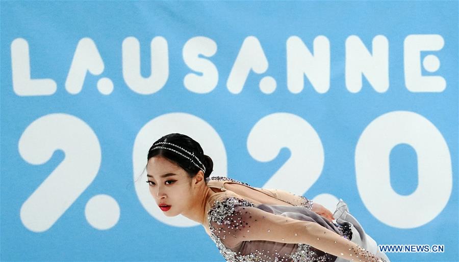 (SP)SWITZERLAND-LAUSANNE-WINTER YOG-FIGURE SKATING-WOMEN SINGLE SHORT PROGRAM