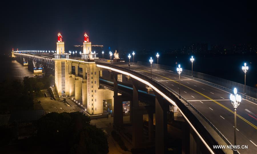 #CHINA-JIANGSU-NANJING-YANGTZE RIVER BRIDGE (CN)